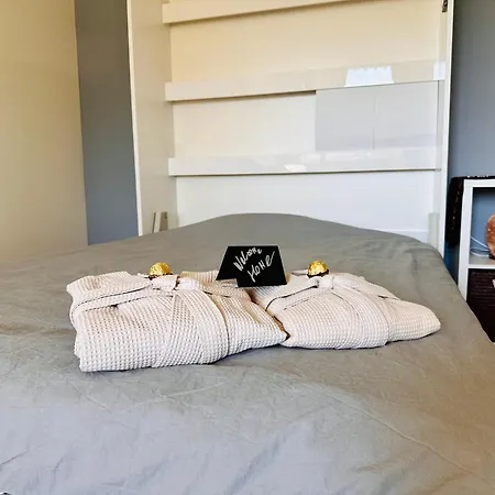 Διαμέρισμα Lux & Cozy Escape In The
